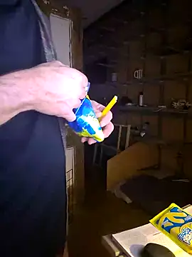 leahcimnikral online show from 18, 9, 2025