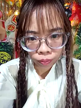   Mai-love19   online show from 18, 2, 2026