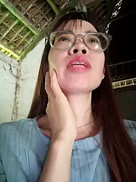   Mai-love19   online show from 8, 10, 2025