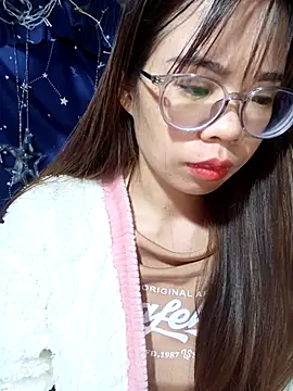   Mai-love19   online show from 4, 12, 2025