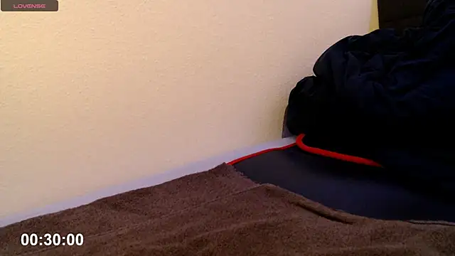 -sluttyass- online show from 3, 11, 2025