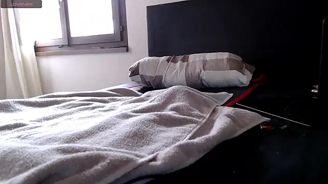 -sluttyass- online show from 5, 5, 2026