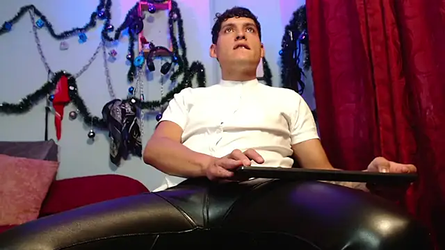 dom2travelersss online show from 5, 12, 2025