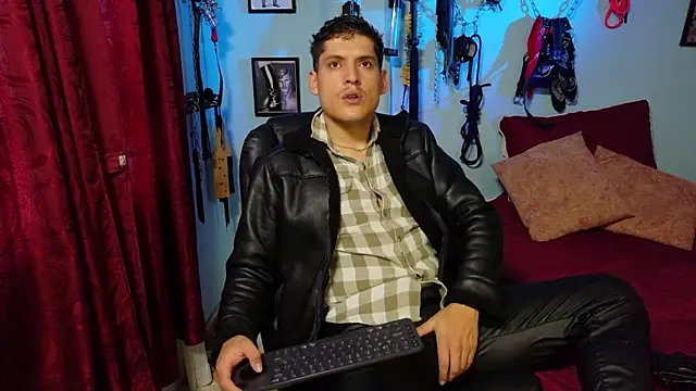 dom2travelersss online show from 6, 5, 2026