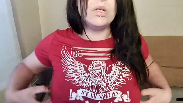 Snapshot of Lustylia chatting on 22, 10, 2025 Lustylia online show from 22, 10, 2025