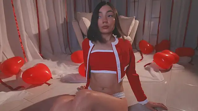 AmyArmstrong online show from 14, 2, 2026