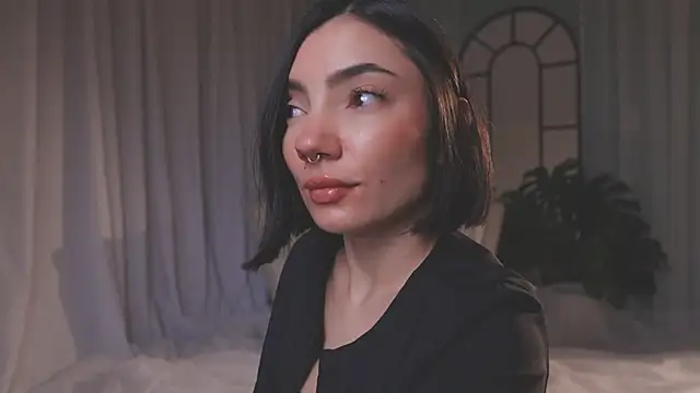 AmyArmstrong online show from 6, 3, 2026