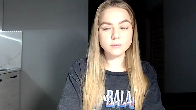 Snapshot of Sunbeam_ chatting on 27, 11, 2025 Sunbeam online show from 27, 11, 2025