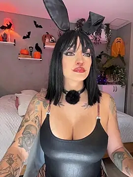 DaniDusan  online show from 18, 10, 2025