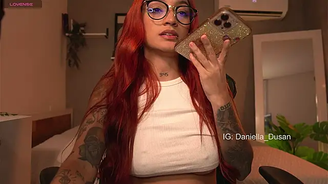 DaniDusan  online show from 6, 12, 2024