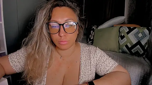 CumOnMy Tits online show from 11, 6, 2026