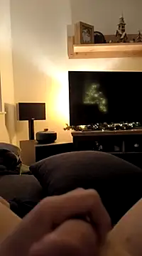 Snapshot of M-1985 chatting on 24, 12, 2024 M-1985 online show from 24, 12, 2024