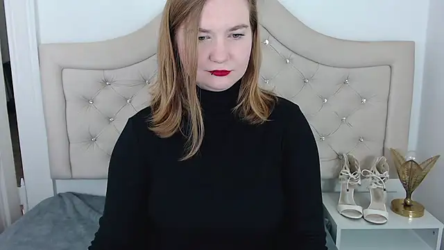 LaraDream online show from 8, 2, 2025