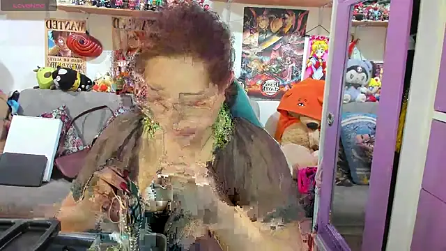 Snapshot of soficammy chatting on 4, 10, 2025 soficammy online show from 4, 10, 2025