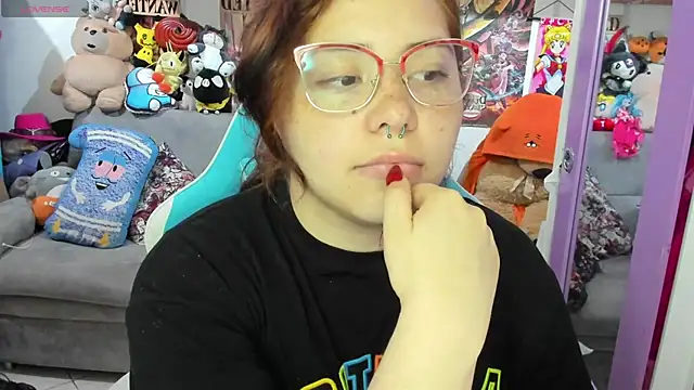 Snapshot of soficammy chatting on 13, 9, 2025 soficammy online show from 13, 9, 2025