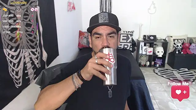 soyelcarlitos  online show from 1, 5, 2026