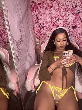 mismialove online show from 17, 4, 2026