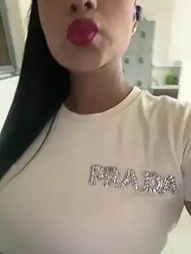 sofia xxx02 online show from 5, 2, 2026