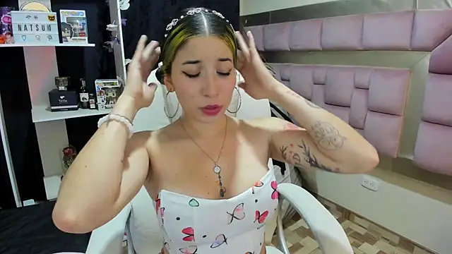 Laughing Naty online show from 14, 2, 2025