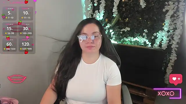 Snapshot of ainohacarter_89 chatting on 27, 5, 2026 ainohacarter 89 online show from 27, 5, 2026