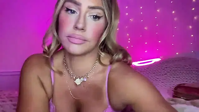 Fitnessbabe69 online show from 25, 11, 2025