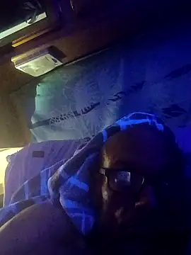 lelandm77 online show from 23, 4, 2026